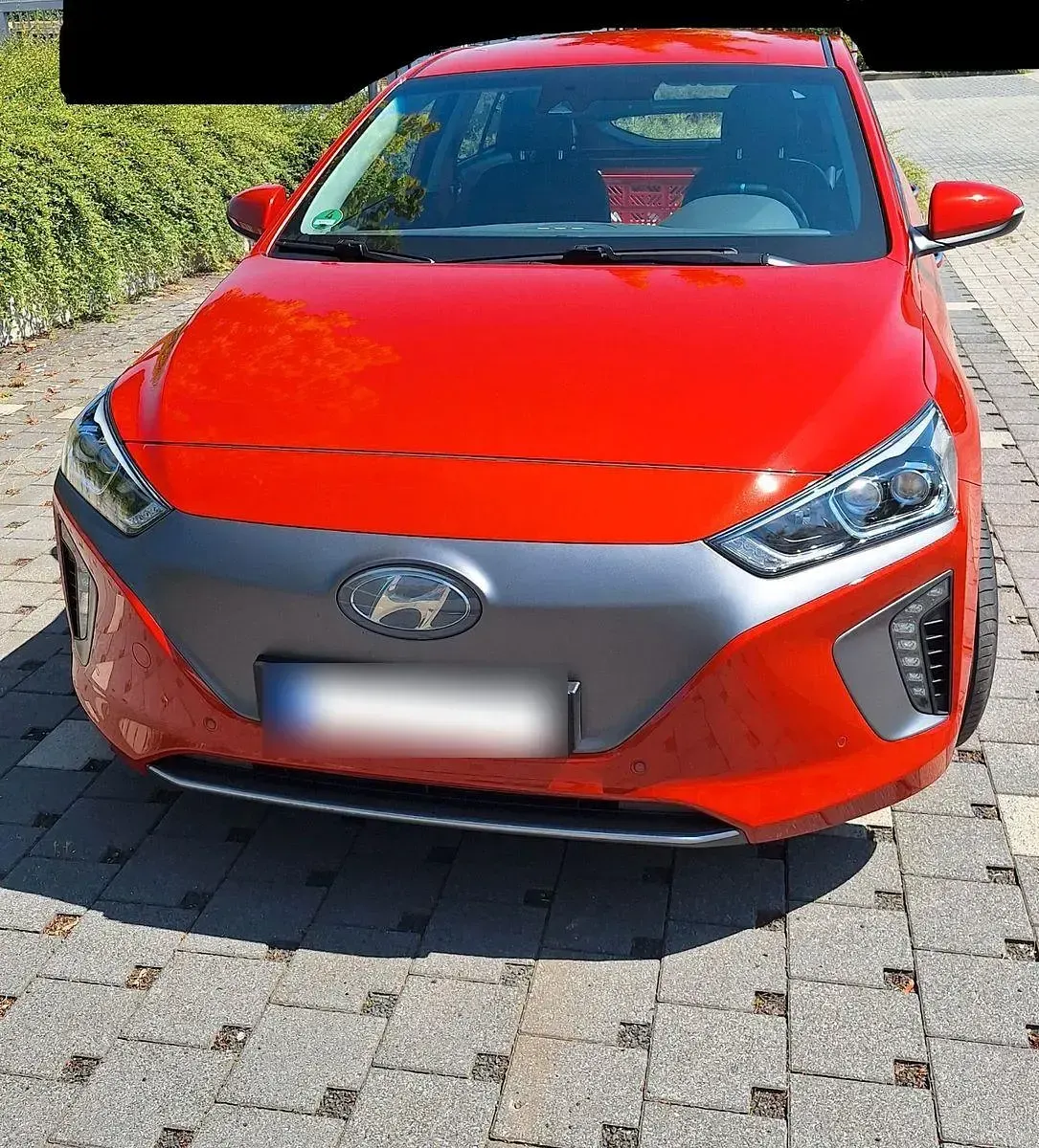 Gebraucht Hyundai Ioniq Premium 88 kW (120 PS) 2018 Orange Kleinwagen