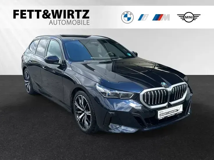 Gebraucht BMW 540 M Sport 303 PS (222 kW) 2025 Kombi