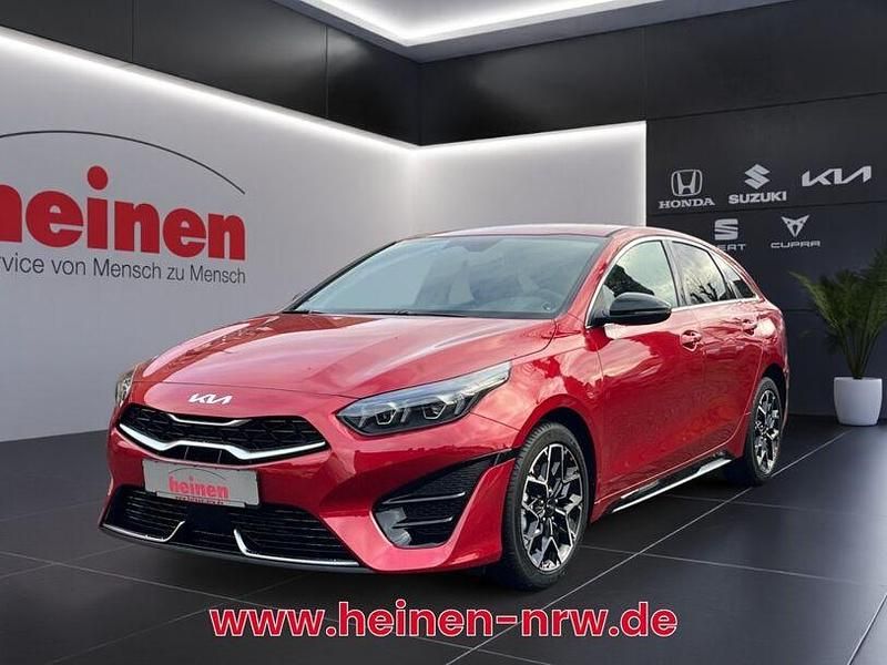 Rot Neu 2025 Kia ProCeed GT-Line Kleinwagen | 28.280 € (Guter Preis) - Bild 1/4