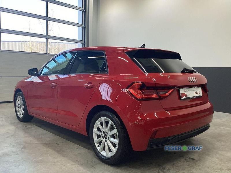 Gebraucht Audi A1 Sportback Advanced Plus 116 PS (85 kW) 2025 Progressivrot metallic Kleinwagen