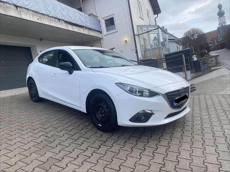 Gebraucht Mazda 3 Prime-Line 101 PS (74 kW) 2016 Weiß Kleinwagen