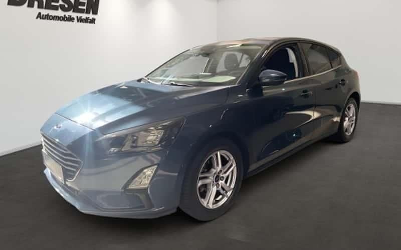 Blau Gebraucht 2021 Ford Focus Cool & Connect Limousine | 14.990 € (Superpreis) - Bild 1/4