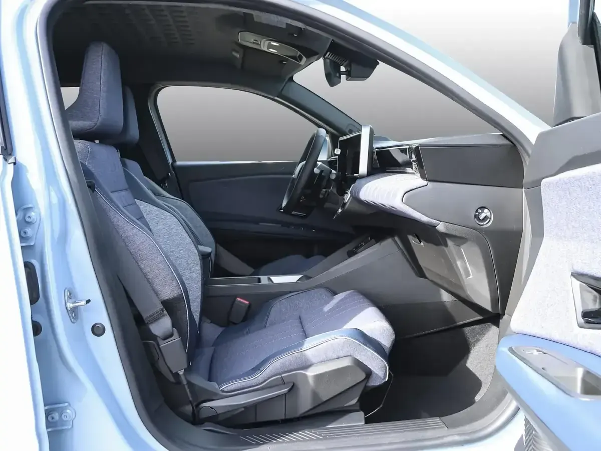 Brugt Renault 4 E-Tech Komfort 110 kW (150 HK) 2026 Blå SUV
