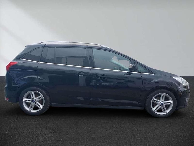 Gebraucht Ford C-MAX Titanium 125 PS (91 kW) 2019 Iridium schwarz mica Van / Kleinbus