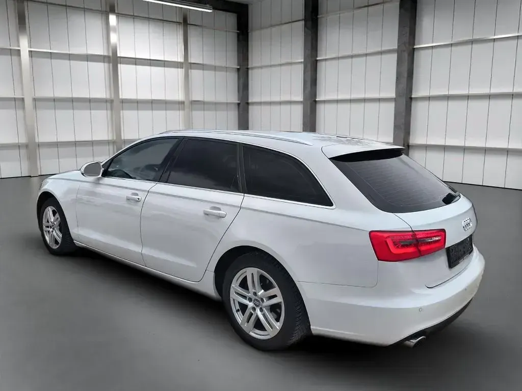 Gebraucht Audi A6 Sport 204 PS (150 kW) 2013 Weiß Kombi