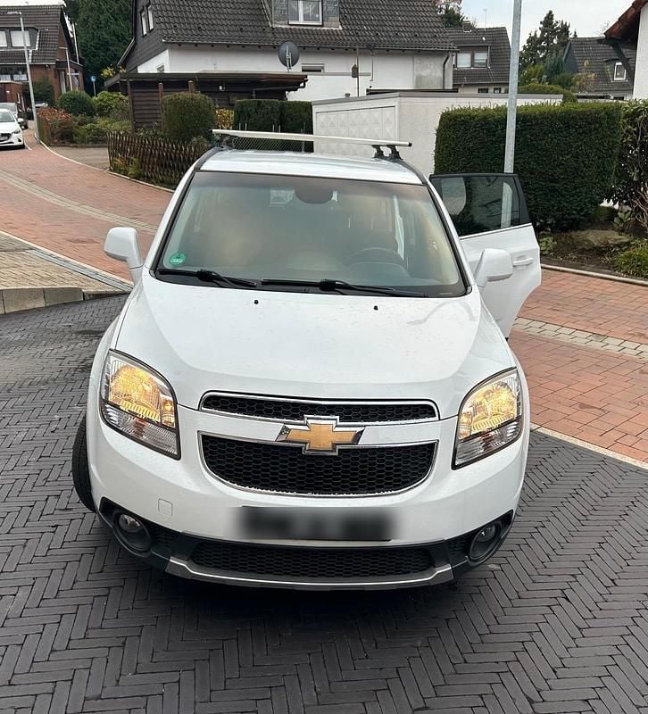 Gebraucht 2012 Chevrolet Orlando Van / Kleinbus | 3.800 € - Bild 1/4