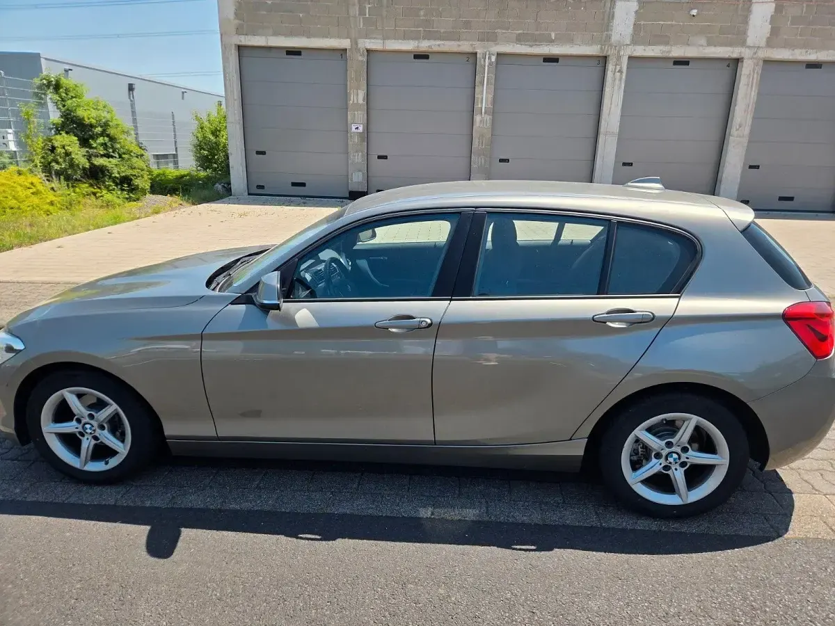 Gebraucht BMW 116 Efficient Dynamics 116 PS (85 kW) 2017 Grau Kleinwagen