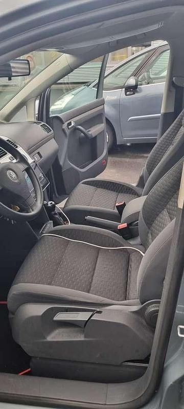 Gebraucht VW Touran 105 PS (77 kW) 2007 Van / Kleinbus