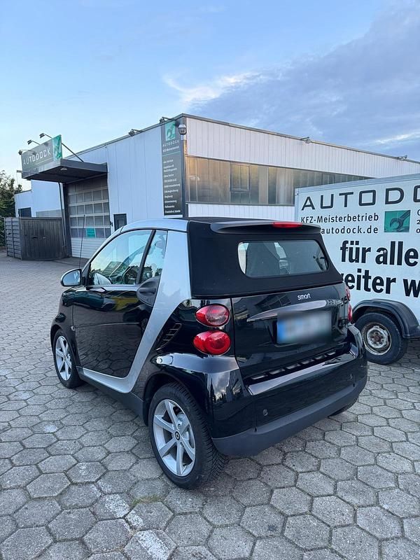 Gebraucht Smart ForTwo Cabrio 71 PS (52 kW) 2007 Schwarz Cabrio