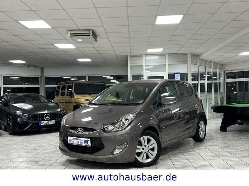 Braun Gebraucht 2013 Hyundai ix20 Style Van / Kleinbus | 11.790 € (Fairer Preis) - Bild 1/4