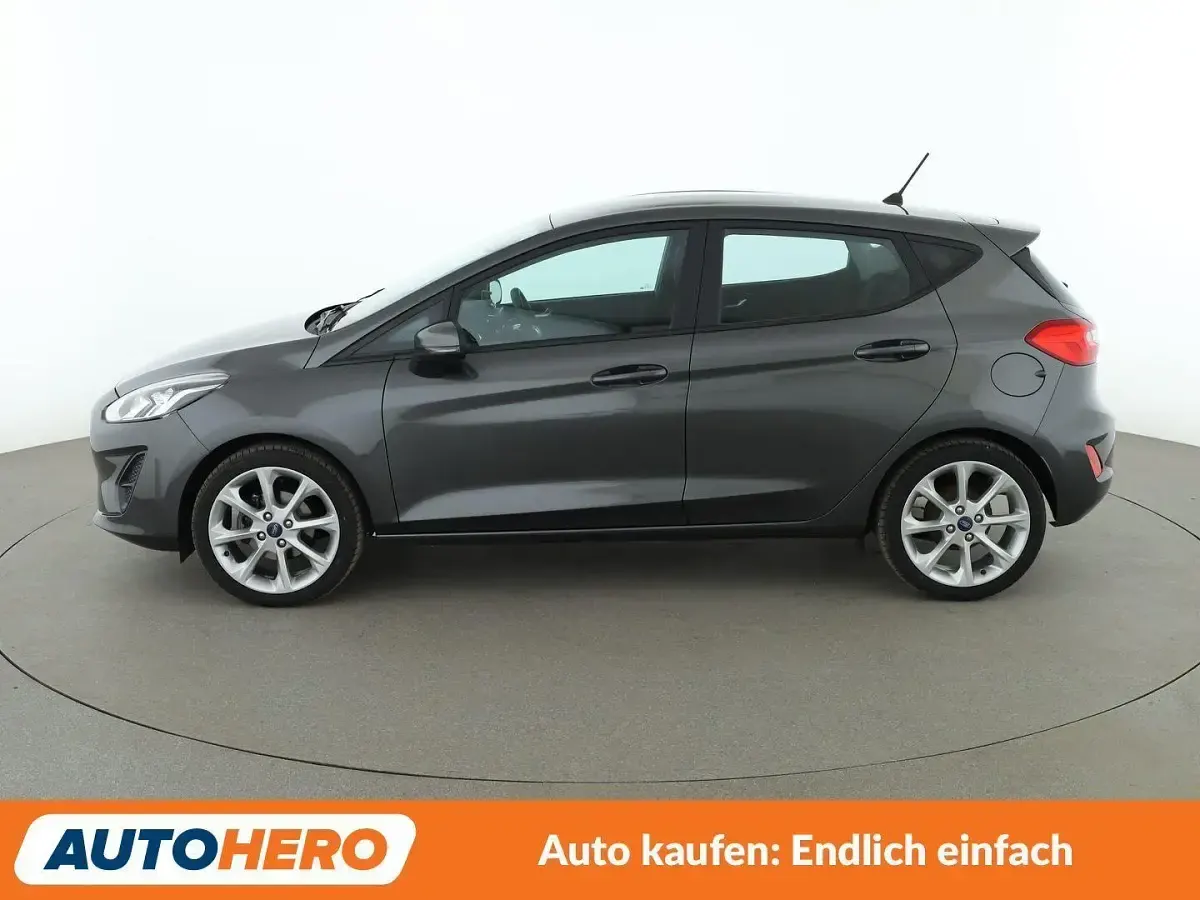 Gebraucht Ford Fiesta Cool & Connect 86 PS (63 kW) 2018 Magneticgrau Kleinwagen