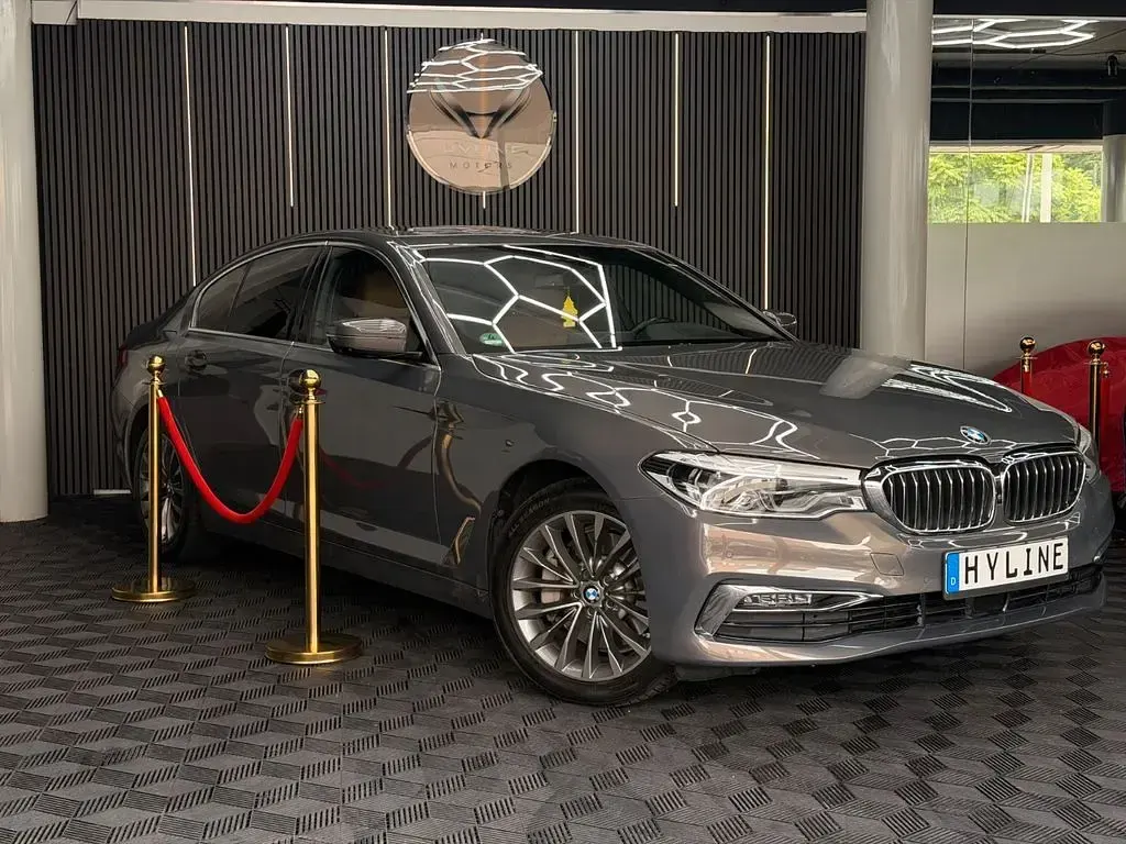 Gebraucht BMW 530e Luxury Line 252 PS (185 kW) 2019 Grau Limousine