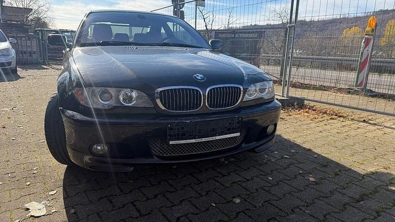 Schwarz Gebraucht 2004 BMW 330 Sport Line Coupé | 8.900 € (Superpreis) - Bild 1/4