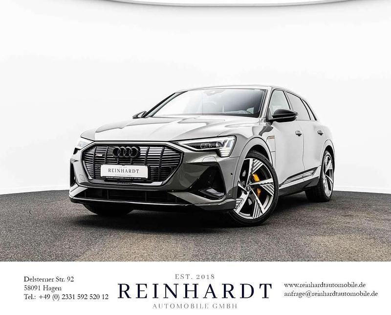 Gebraucht Audi e-tron Black Edition 300 kW (408 PS) 2022 Chronosgrau metallic SUV