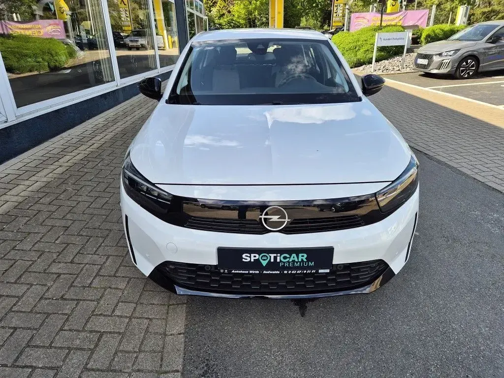 Usado Opel Corsa Edition 75 HP (55 kW) 2024 Branco Citadino