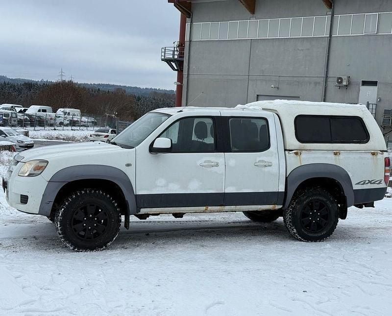Weiß Gebraucht 2009 Mazda BT-50 Abholung | 5.600 € - Bild 1/4
