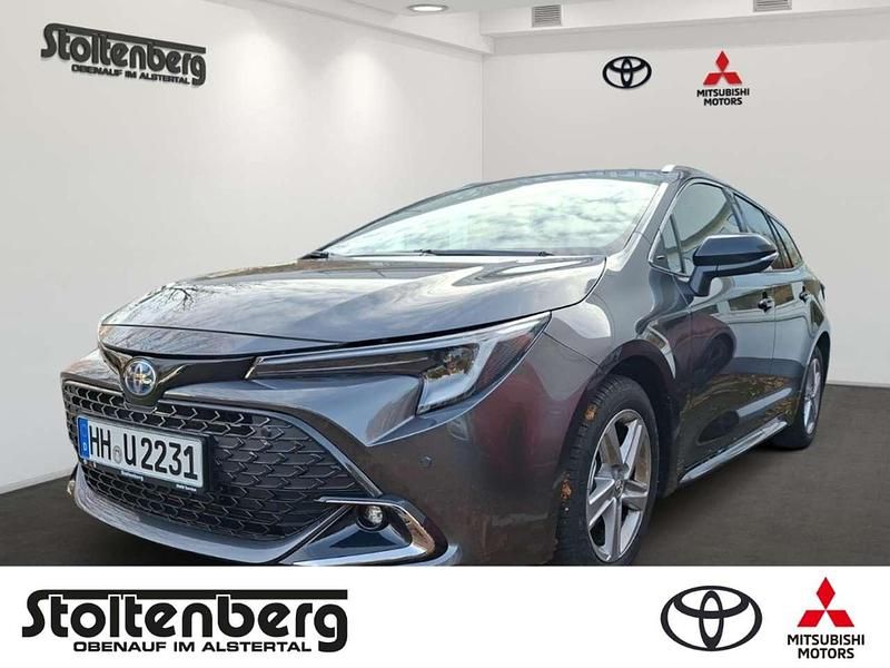 Grey metallic Gebraucht 2025 Toyota Corolla Kombi | 30.980 € (Fairer Preis) - Bild 1/4