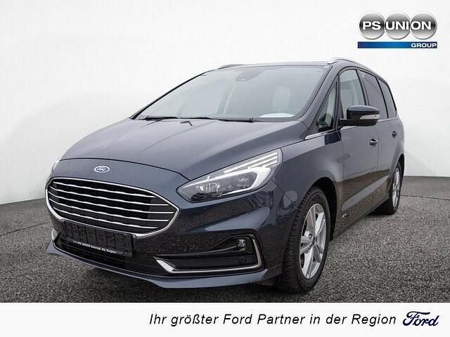Blau / panther blau Gebraucht 2022 Ford Galaxy Titanium Van / Kleinbus | 34.440 € (Teuer) - Bild 1/2