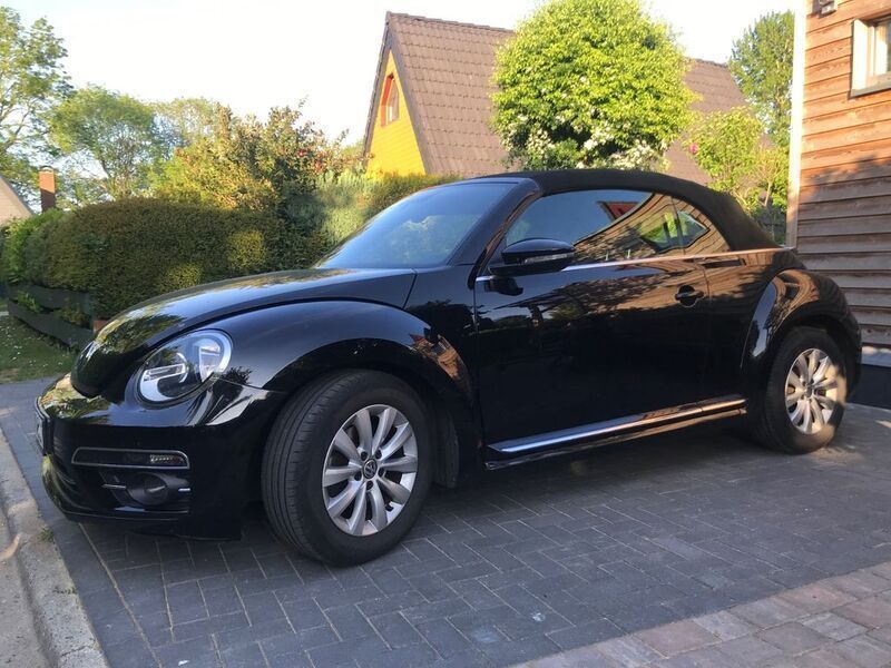 Schwarz Gebraucht 2017 VW Beetle Design Cabrio | 11.500 € (Guter Preis) - Bild 1/4