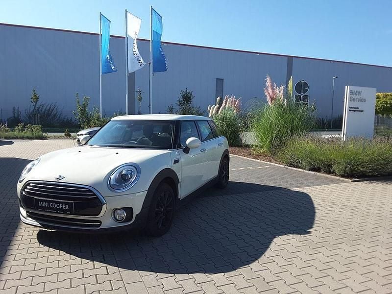 Weiß Gebraucht 2017 Mini Cooper Kleinwagen | 14.950 € (Fairer Preis) - Bild 1/4