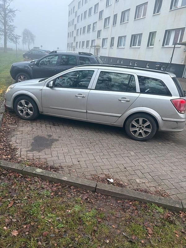 Gebraucht Opel Astra 120 PS (88 kW) 2006 Silber Kombi