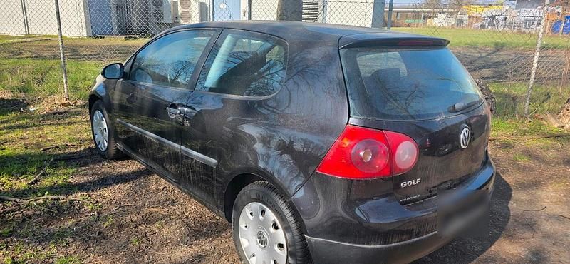 Gebraucht VW Golf IV 102 PS (75 kW) 2005 Schwarz Kleinwagen
