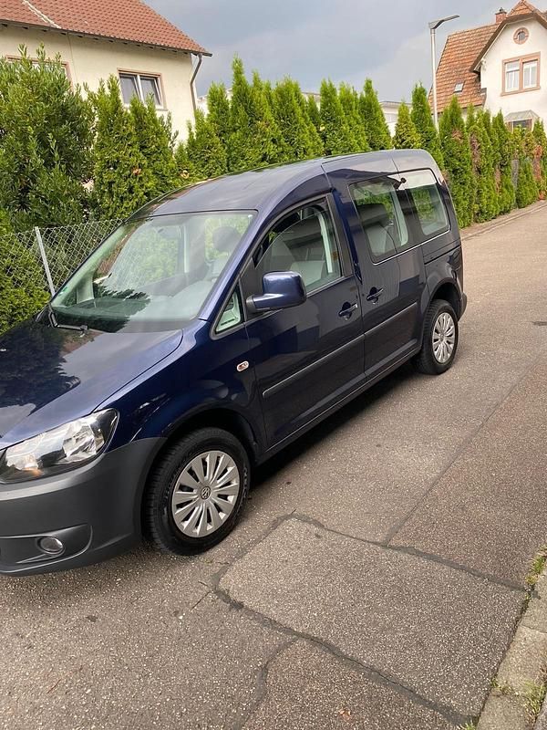 Gebraucht VW Caddy 105 PS (77 kW) 2011 Blau Van / Kleinbus