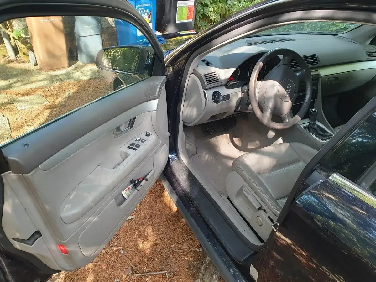 Gebraucht Audi A4 Ambiente 131 PS (96 kW) 2002 Kombi