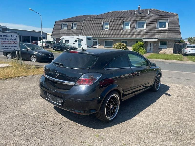 Gebraucht Opel Astra GTC Cosmo 116 PS (85 kW) 2008 Schwarz Coupé