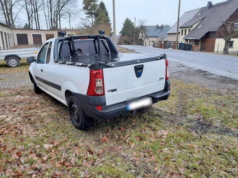 Gebraucht Dacia Logan 68 PS (50 kW) 2008 Weiß Pickup