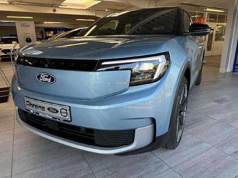 Arctic blue 3c Neu 2025 Ford Explorer Premium SUV | 53.490 € (Teuer) - Bild 1/4