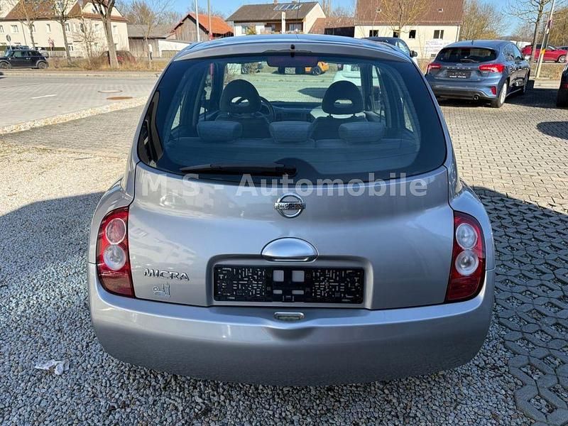 Gebraucht Nissan Micra 88 PS (64 kW) 2003 Silber Kleinwagen