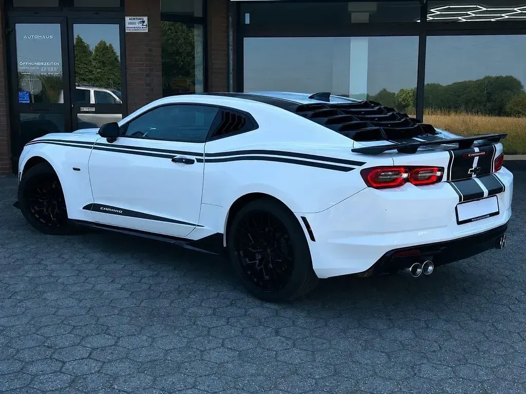 Gebraucht Chevrolet Camaro 275 PS (202 kW) 2023 Weiß Coupé