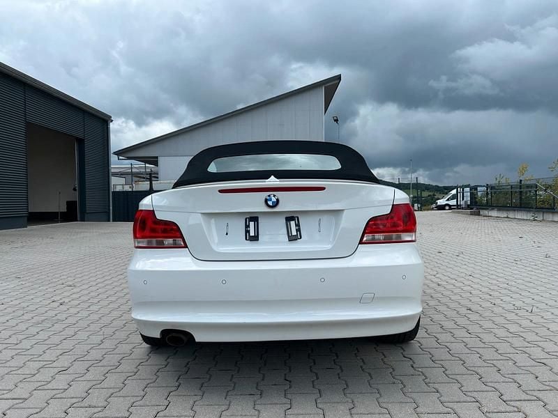 Gebraucht BMW 118 Cabriolet 143 PS (105 kW) 2013 Weiß Cabrio