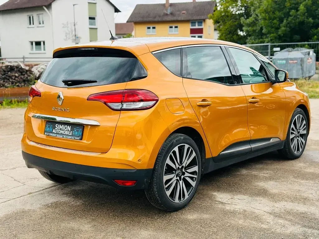 Gebraucht Renault Scénic IV Initiale Paris 132 PS (97 kW) 2017 Gelb Van / Kleinbus
