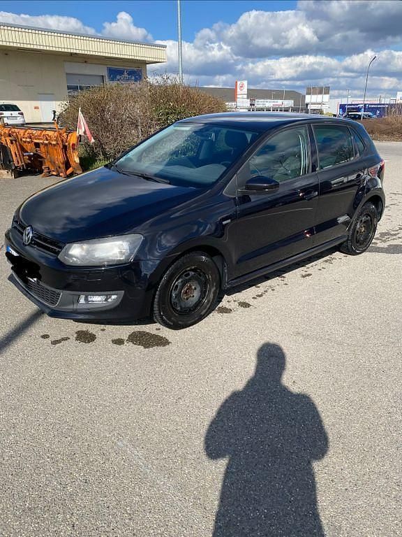 Gebraucht VW Polo Life 69 PS (50 kW) 2013 Schwarz Kleinwagen