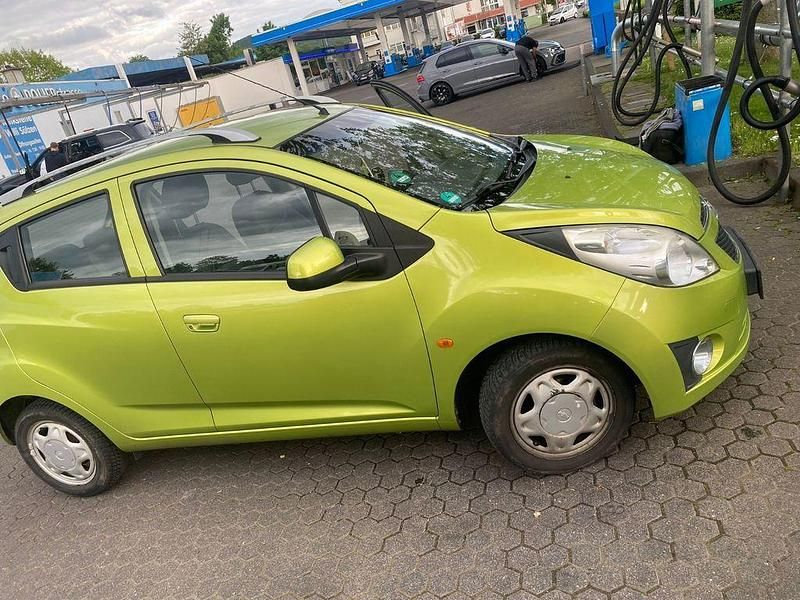 Gebraucht Chevrolet Spark LT 82 PS (60 kW) 2010 Grün Kleinwagen