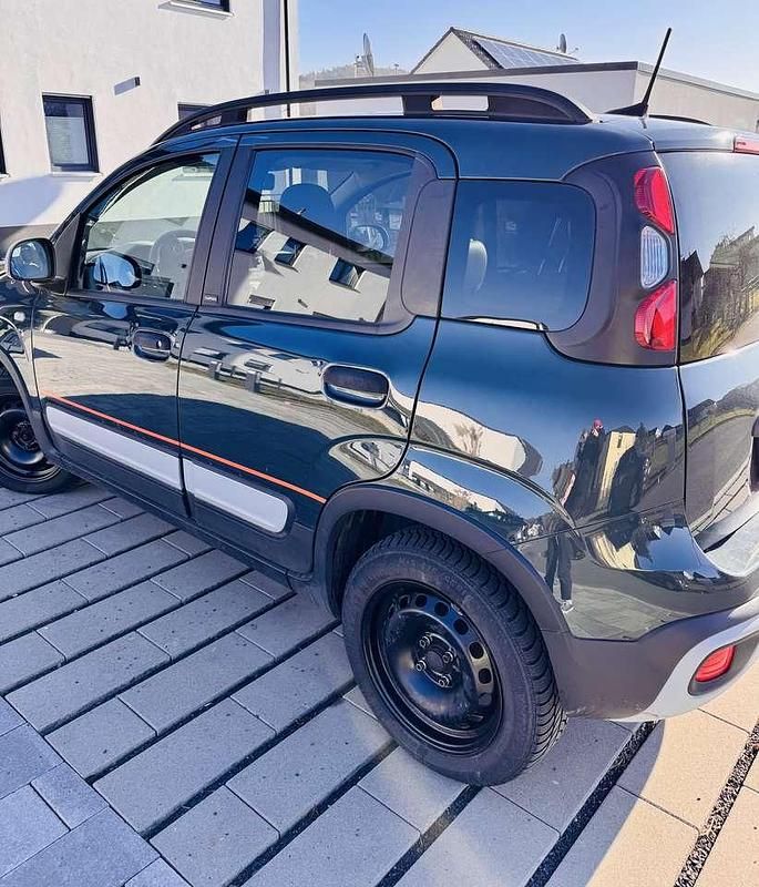 Gebraucht Fiat Panda Garmin 70 PS (51 kW) 2022 Grün Kleinwagen