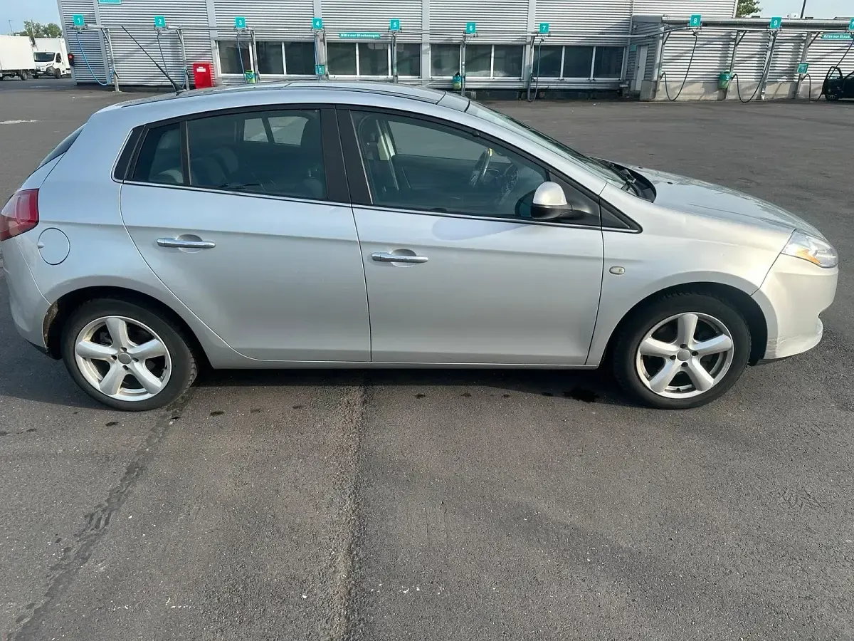 Gebraucht Fiat Bravo 2007 Silber Kleinwagen