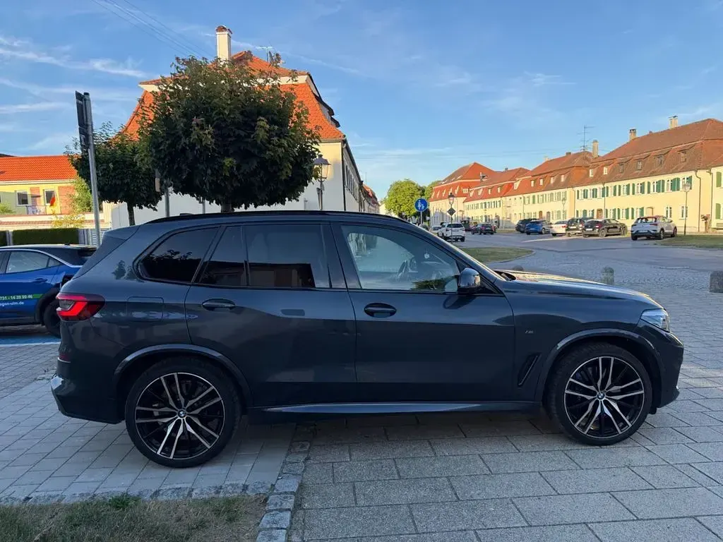 Gebraucht BMW X5 M50 Performance 400 PS (294 kW) 2020 Grau SUV