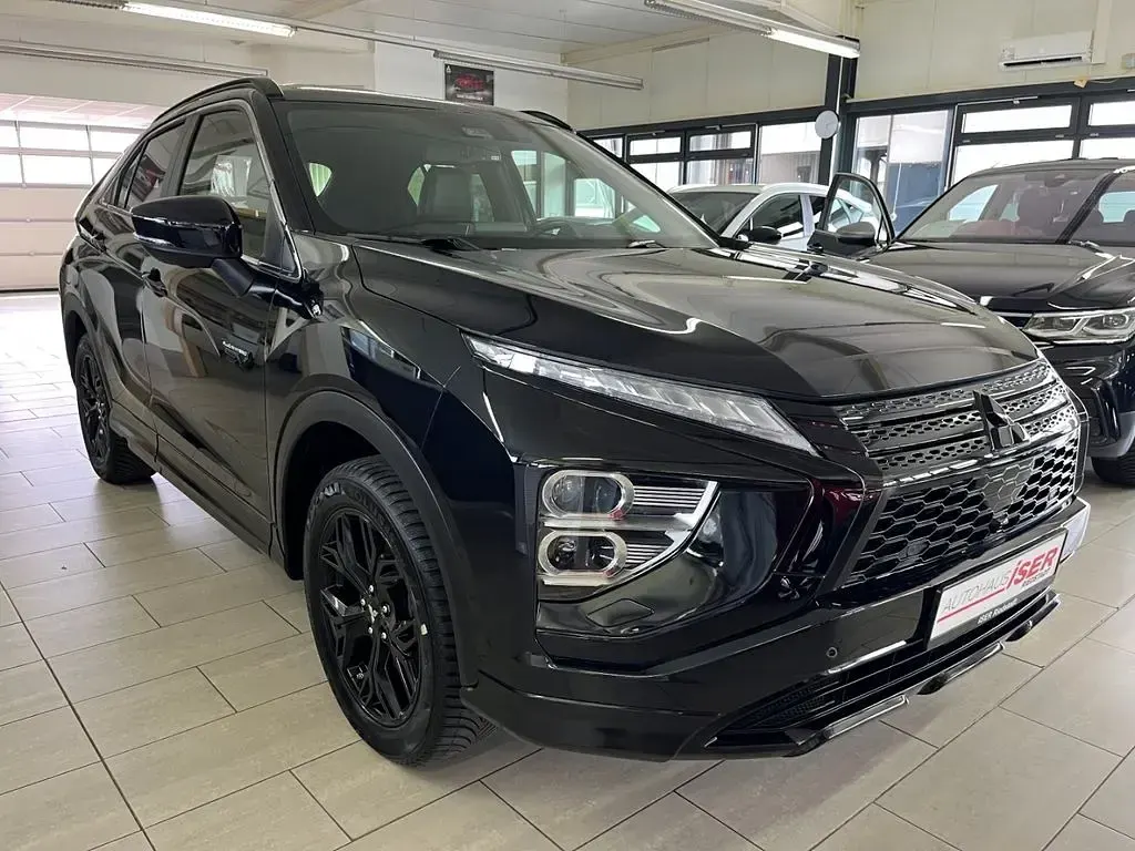 Gebraucht Mitsubishi Eclipse Cross Select 188 PS (138 kW) 2022 Amethyst black SUV