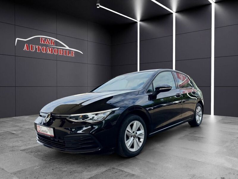 Deep black perleffekt Gebraucht 2020 VW Golf VIII Life Limousine | 18.900 € (Fairer Preis) - Bild 1/4