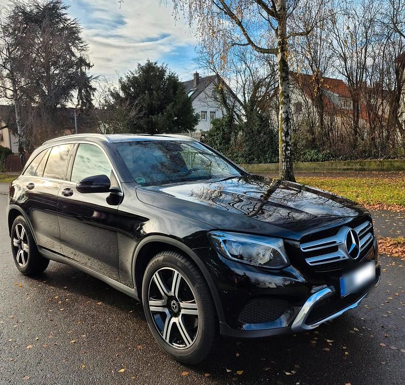 Gebraucht Mercedes GLC220 170 PS (125 kW) 2016 Schwarz SUV