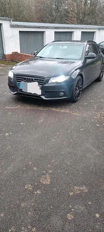 Schwarz Gebraucht 2009 Audi A4 Kombi | 5.390 € (Guter Preis) - Bild 1/4