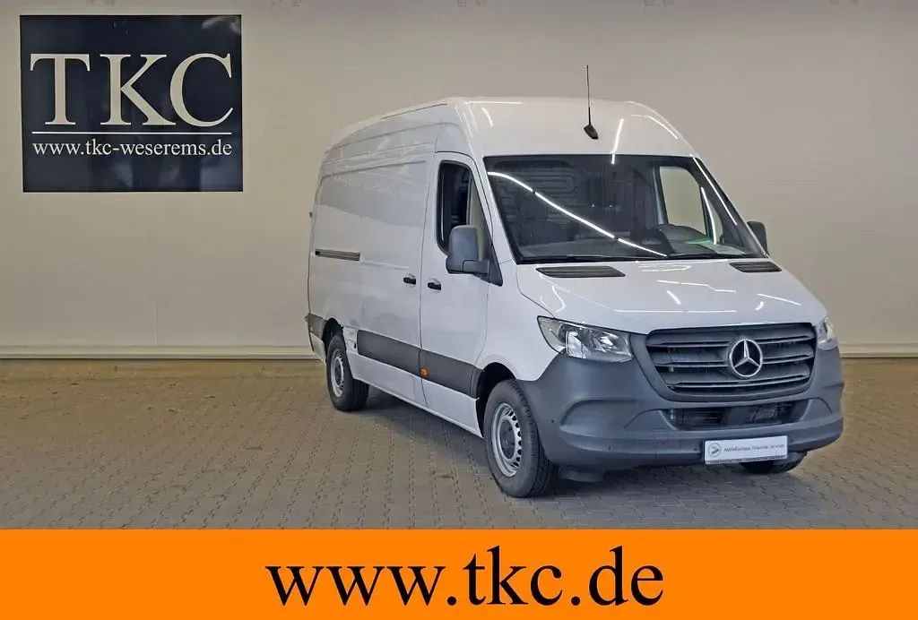 Gebraucht Mercedes Sprinter 170 PS (125 kW) 2025 Weiß Van