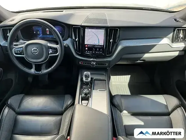 Gebraucht Volvo XC60 Ultimate 235 PS (172 kW) 2023 Onyx black SUV