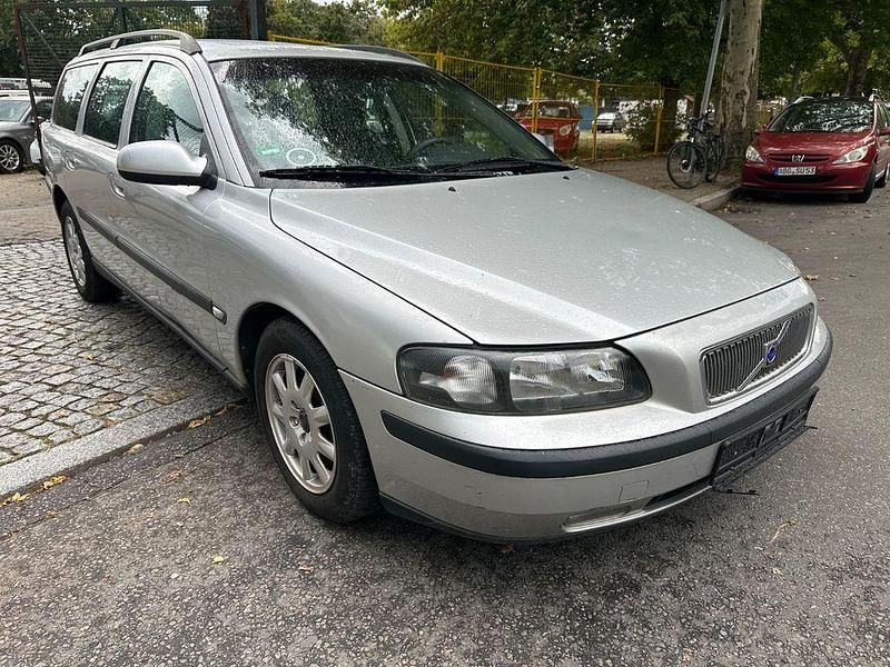Gebraucht Volvo V70 170 PS (125 kW) 2002 Silber Kombi