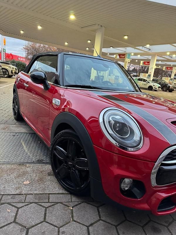 Gebraucht Mini Cooper S Cabriolet 192 PS (141 kW) 2016 Rot Cabrio