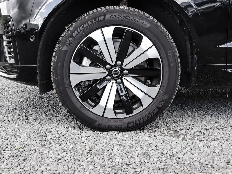 Gebraucht Volvo XC60 Plus 398 PS (292 kW) 2024 Onyx black metallic SUV