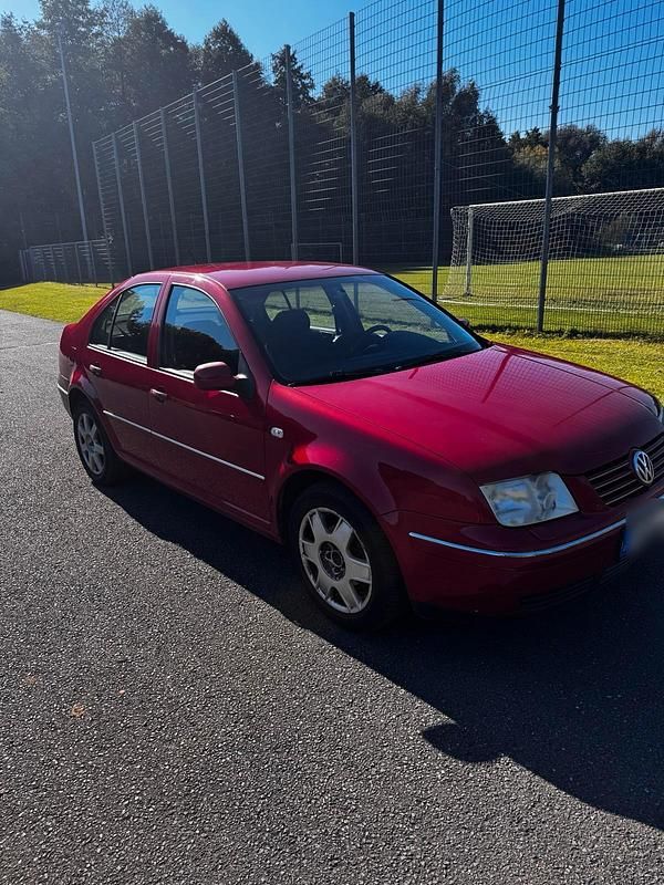 Gebraucht 2003 VW Bora Limousine | 2.600 € (Fairer Preis) - Bild 1/4